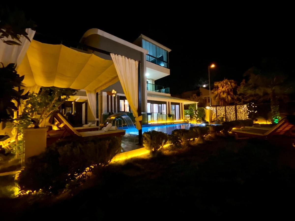 Villa Annabell1 With Swimming Pool And Jacuzzi, 3 Floors ベレキ エクステリア 写真