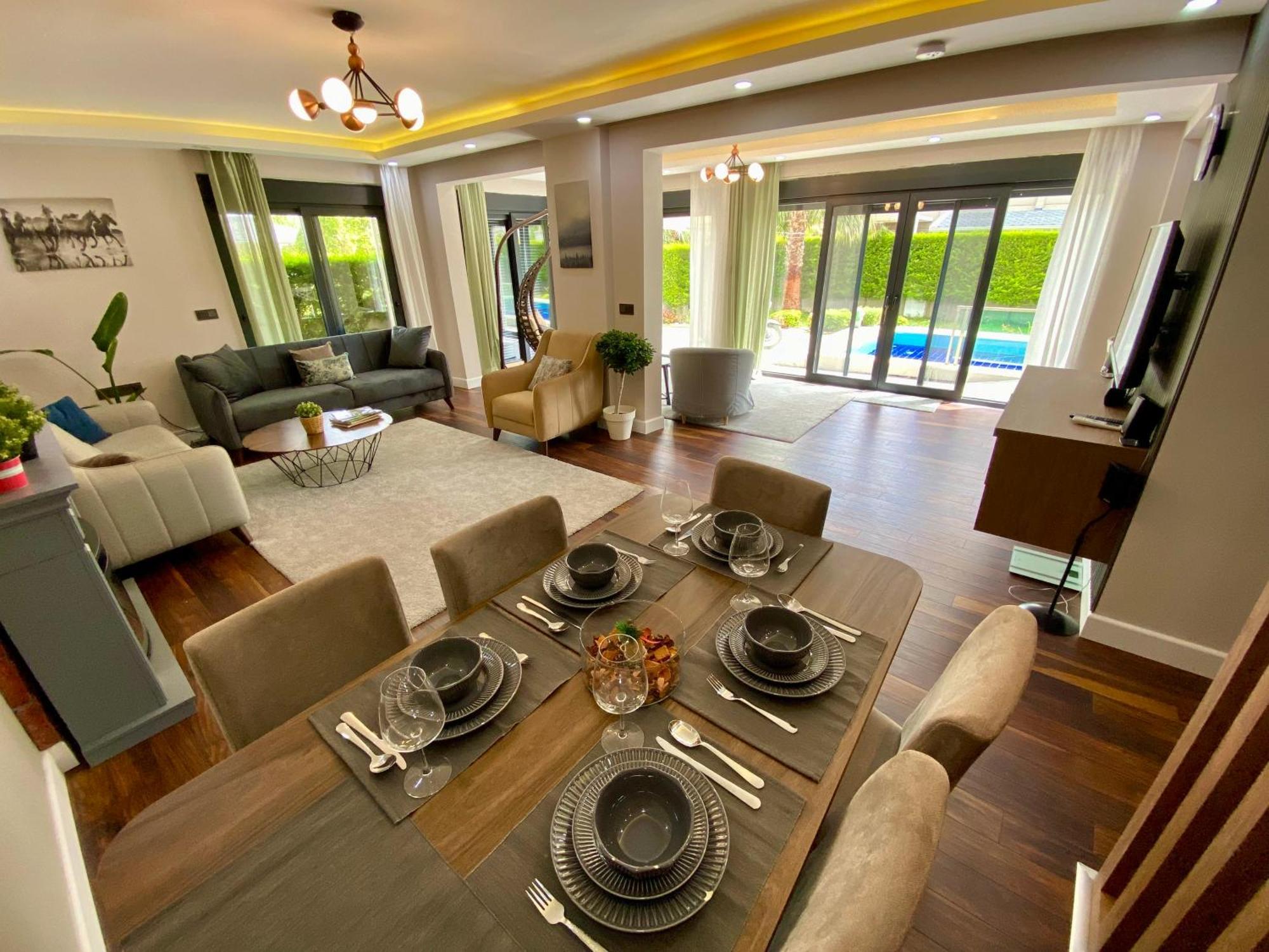 Villa Annabell1 With Swimming Pool And Jacuzzi, 3 Floors ベレキ エクステリア 写真