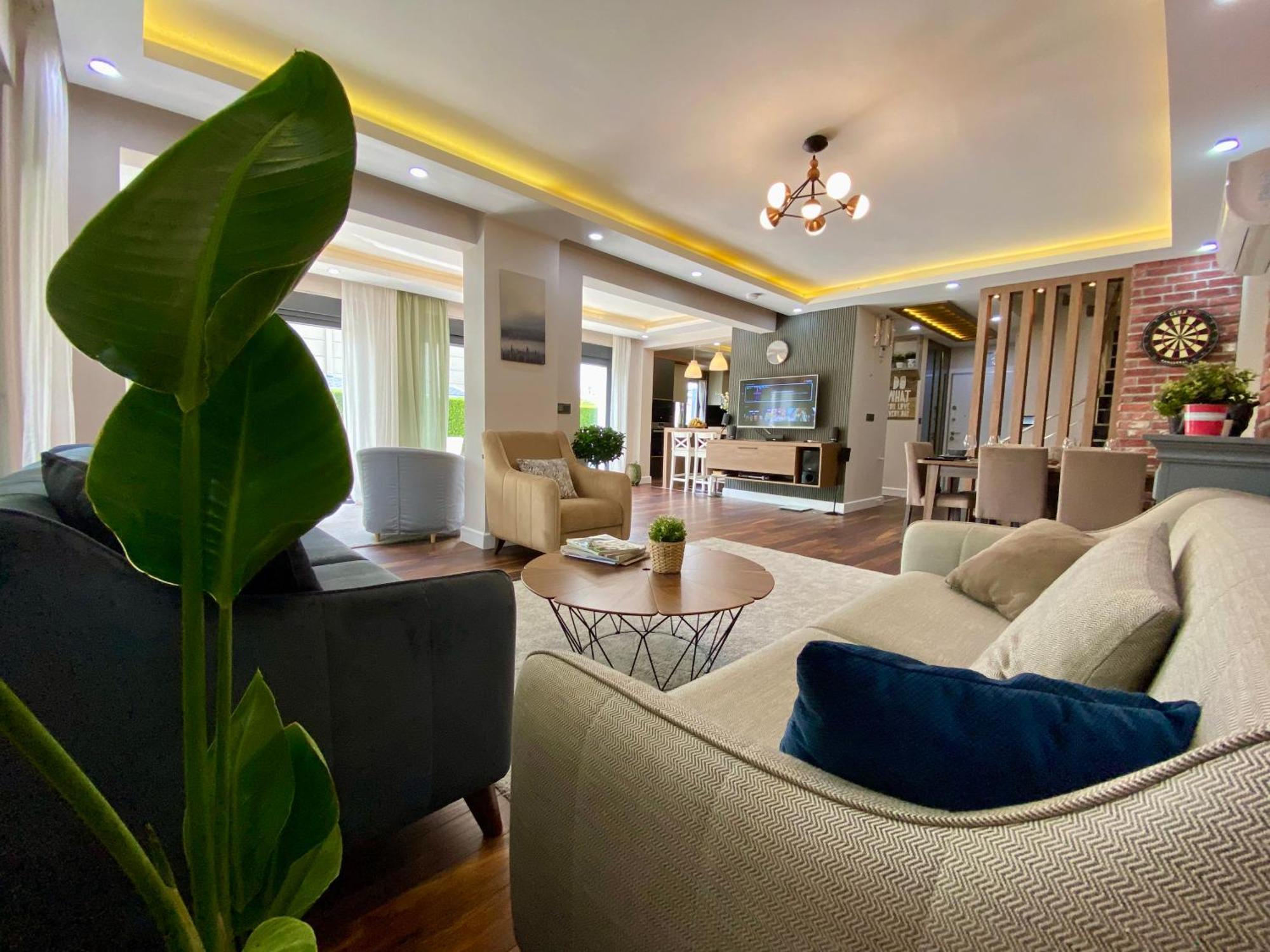 Villa Annabell1 With Swimming Pool And Jacuzzi, 3 Floors ベレキ エクステリア 写真