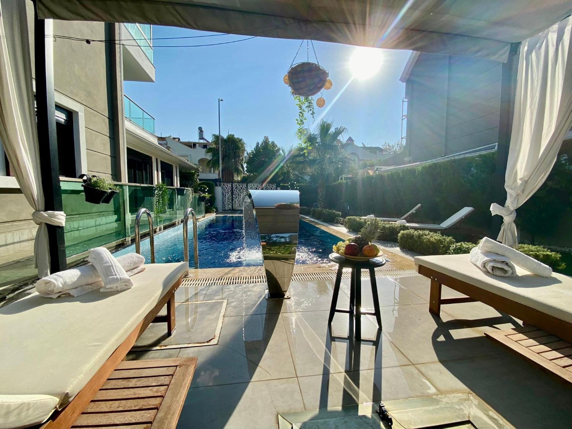 Villa Annabell1 With Swimming Pool And Jacuzzi, 3 Floors ベレキ エクステリア 写真