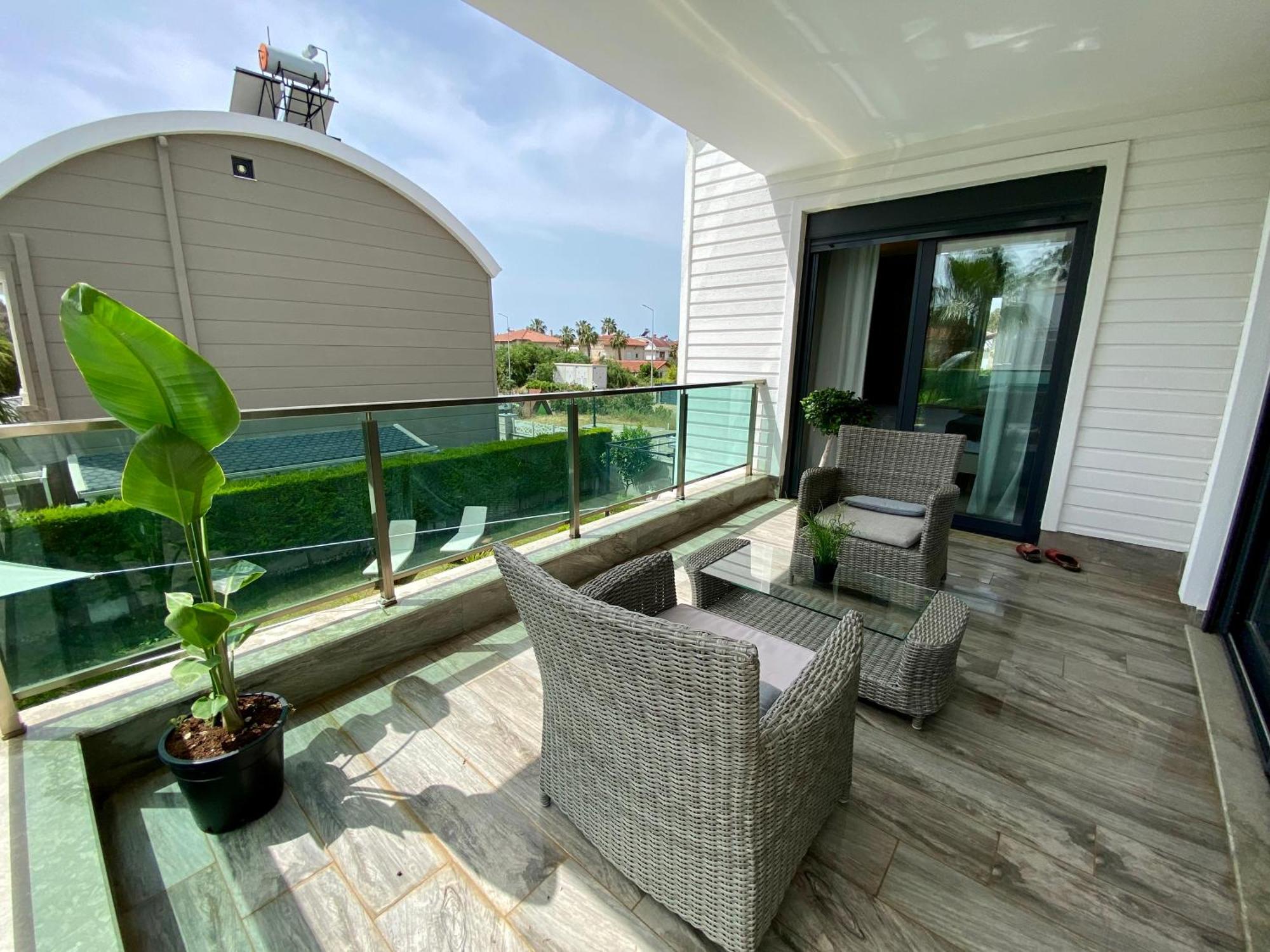 Villa Annabell1 With Swimming Pool And Jacuzzi, 3 Floors ベレキ エクステリア 写真