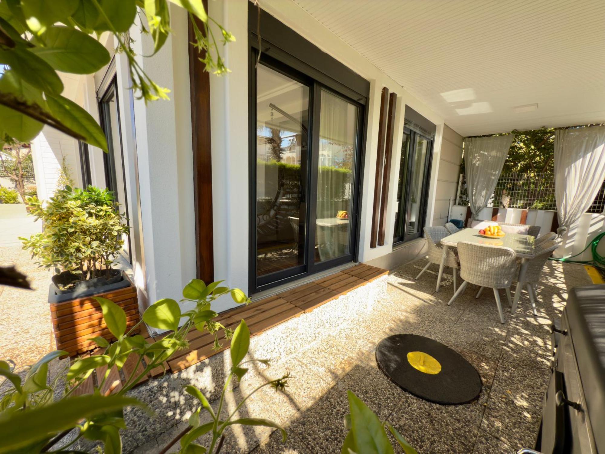 Villa Annabell1 With Swimming Pool And Jacuzzi, 3 Floors ベレキ エクステリア 写真