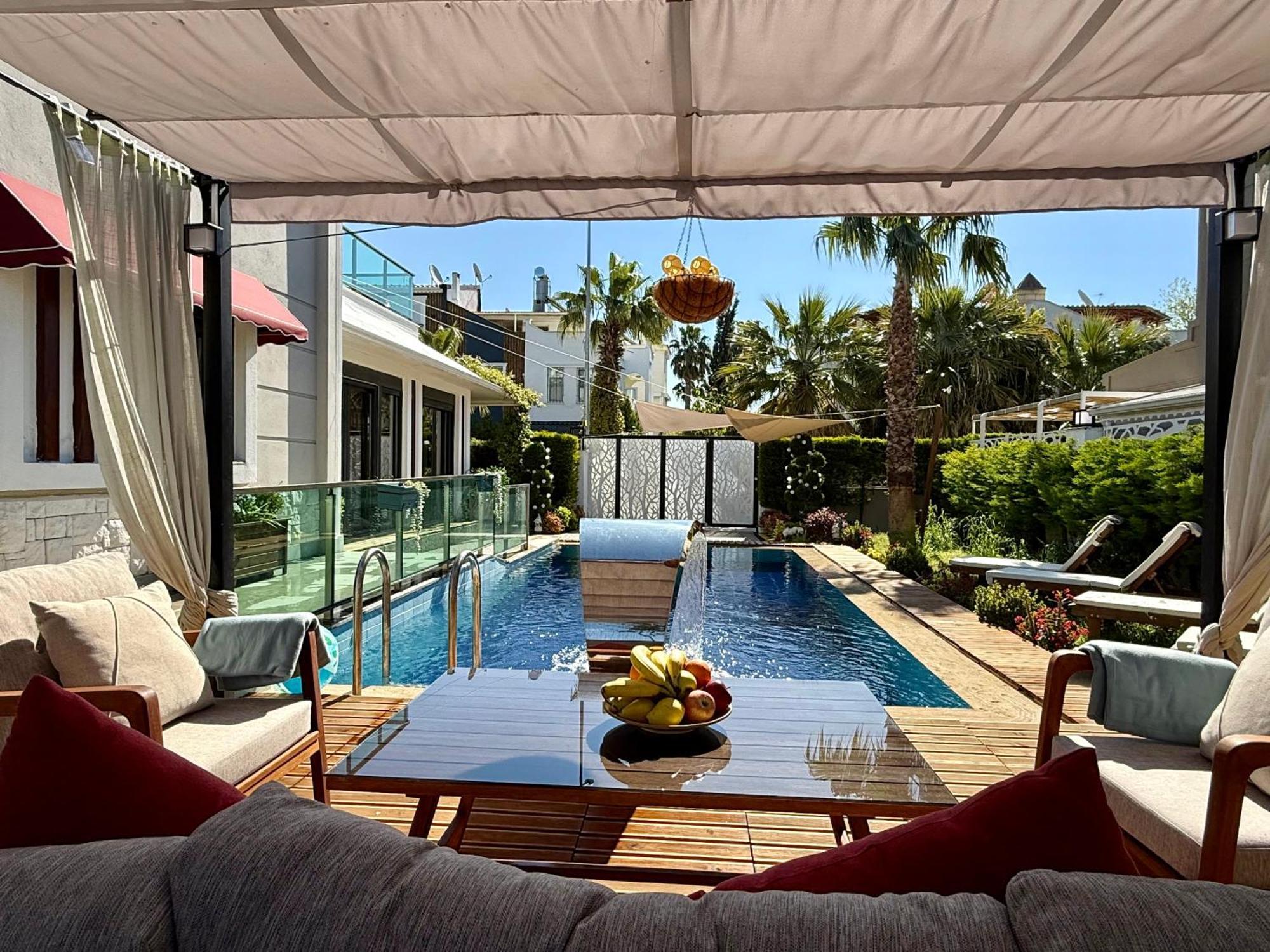 Villa Annabell1 With Swimming Pool And Jacuzzi, 3 Floors ベレキ エクステリア 写真